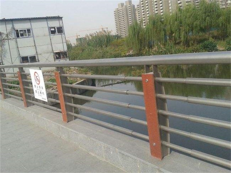 天橋護(hù)欄