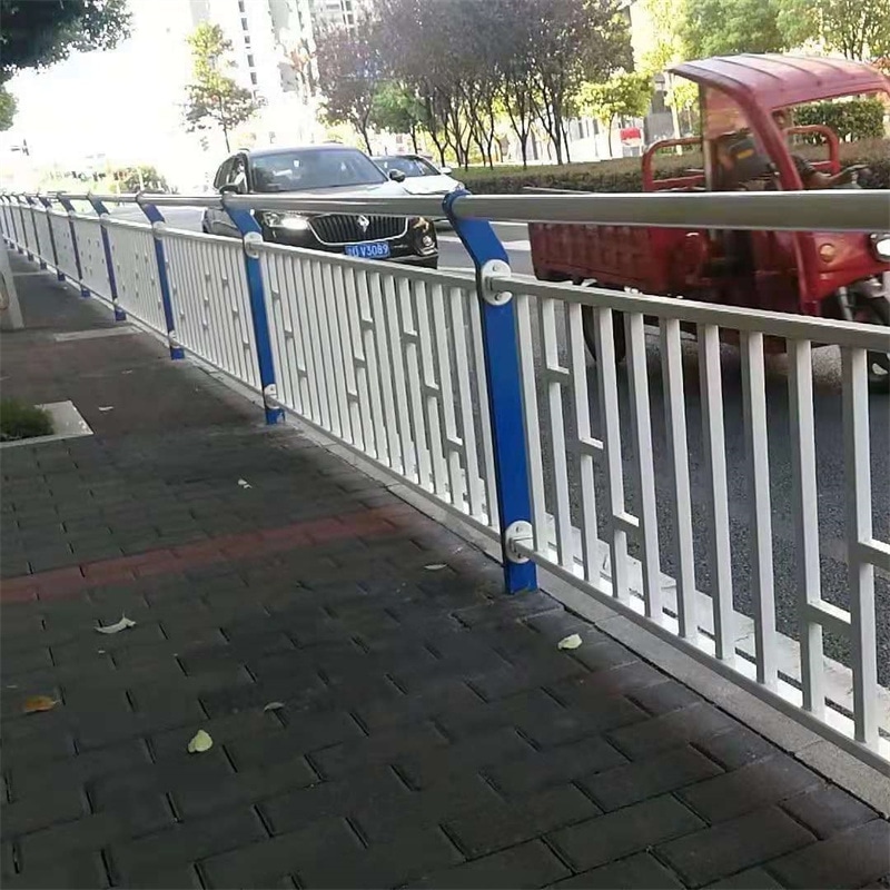 人行道護(hù)欄